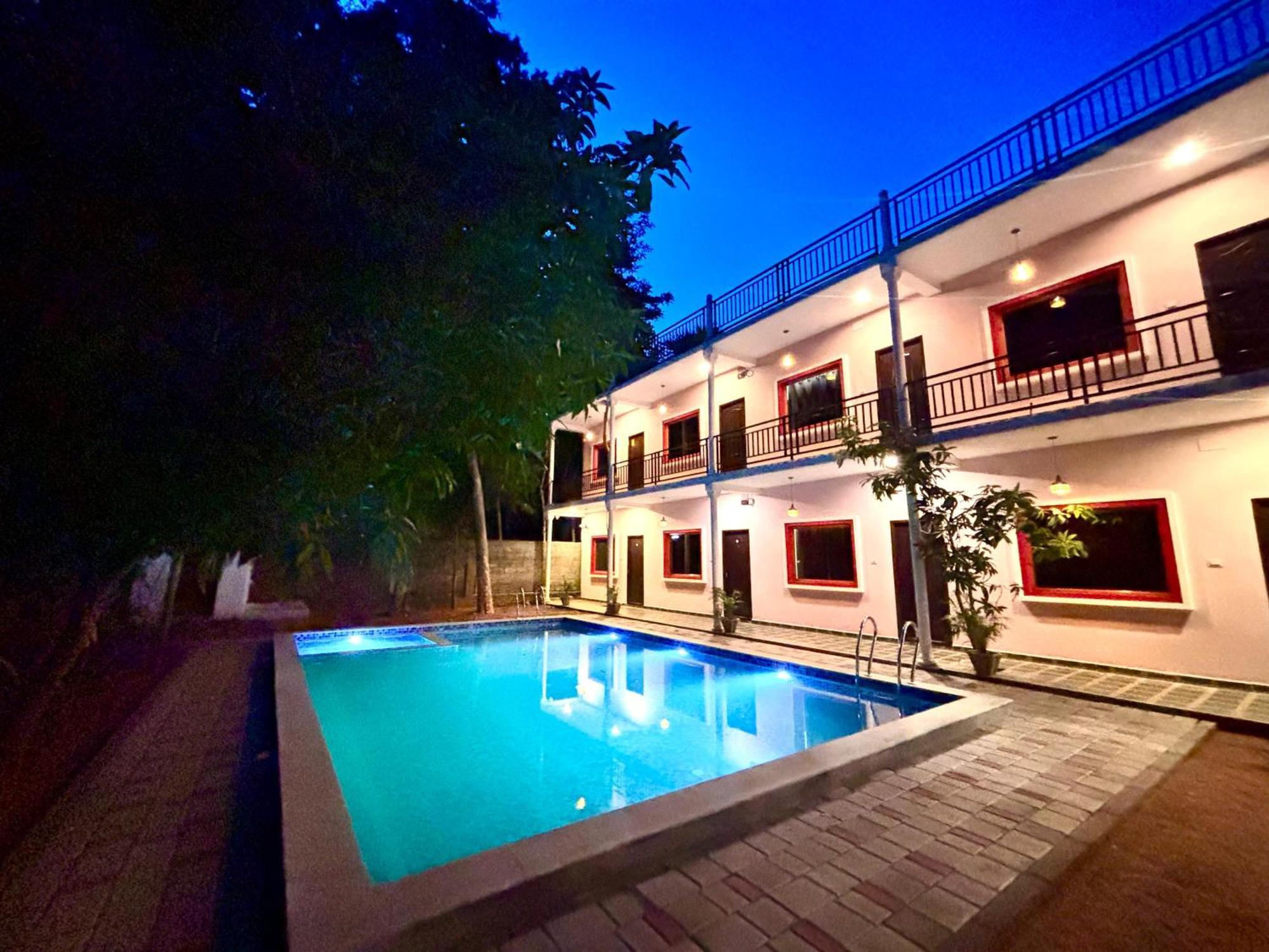 Hotel De Jardin Pondicherry With Swimming Pool Exterior photo
