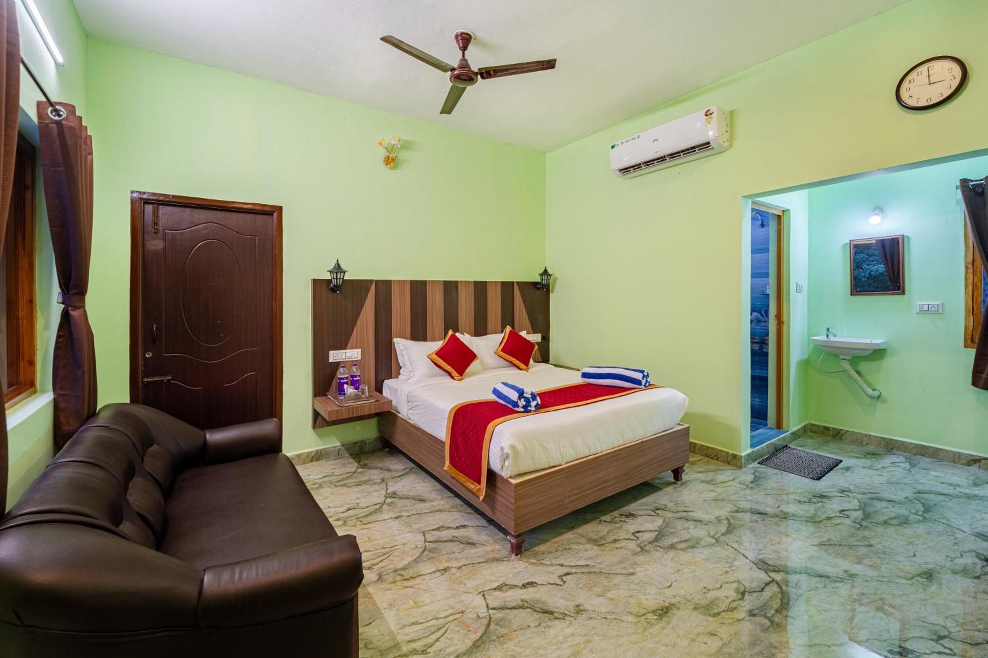 Hotel De Jardin Pondicherry With Swimming Pool Exterior photo