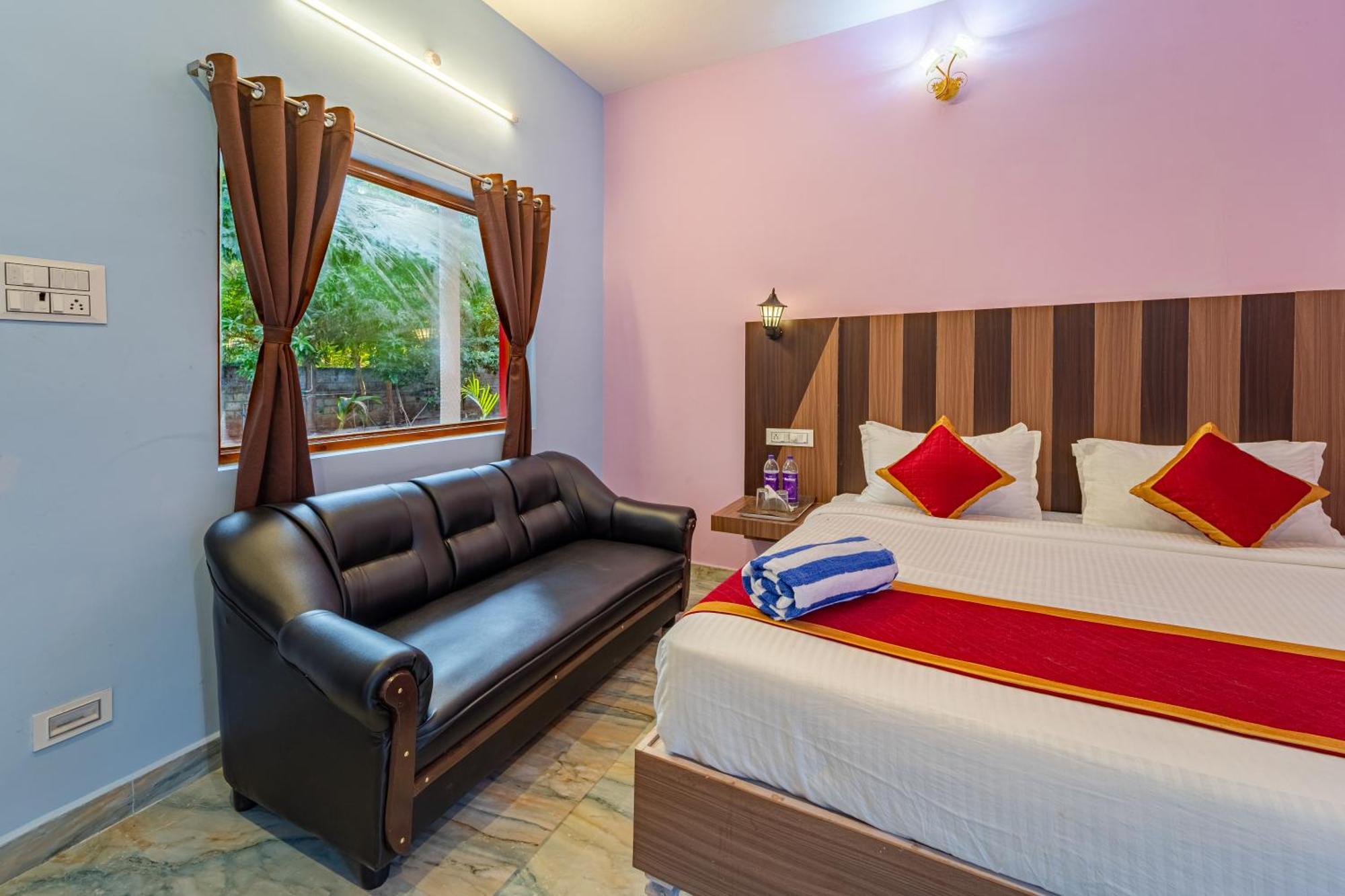 Hotel De Jardin Pondicherry With Swimming Pool Exterior photo