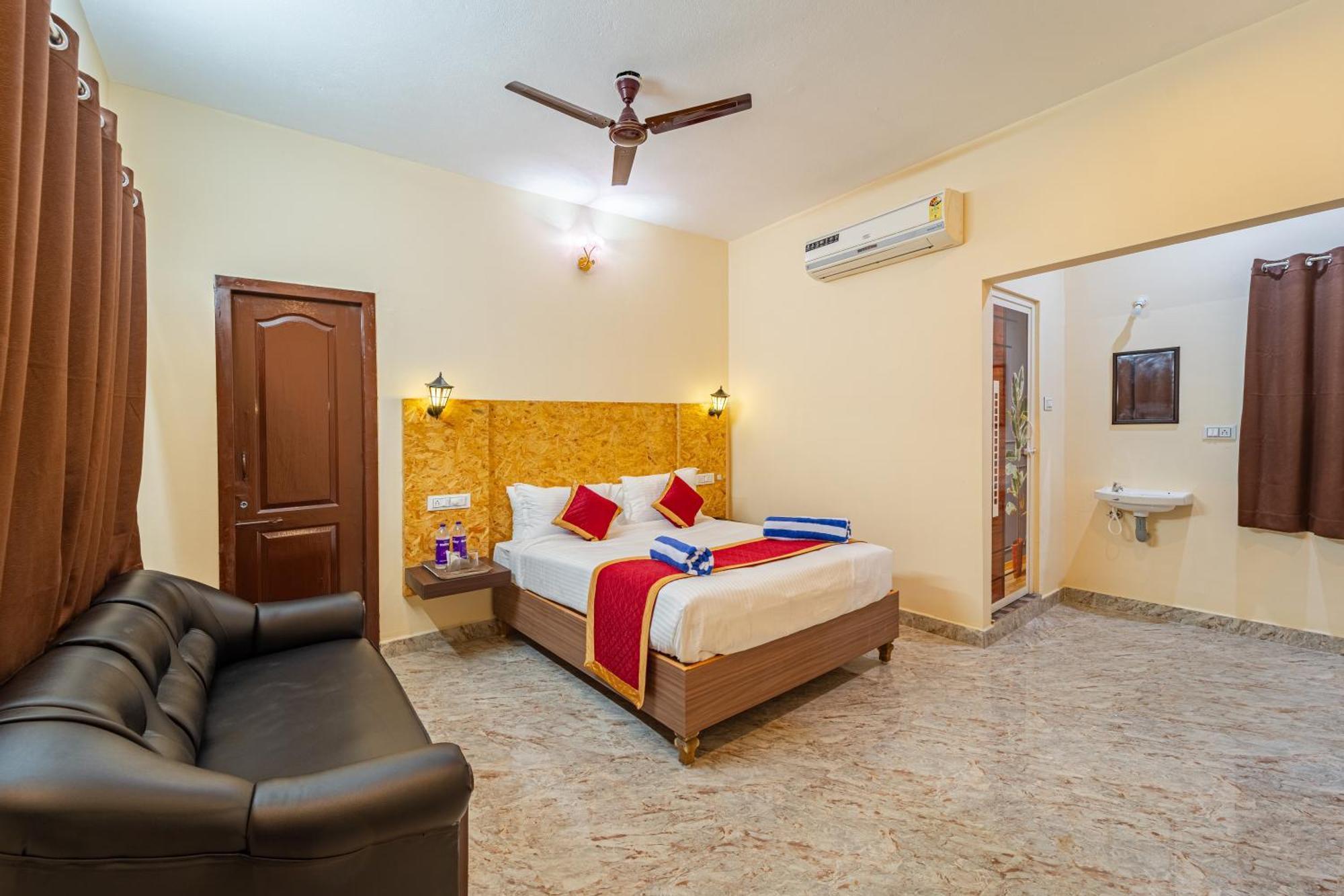 Hotel De Jardin Pondicherry With Swimming Pool Exterior photo