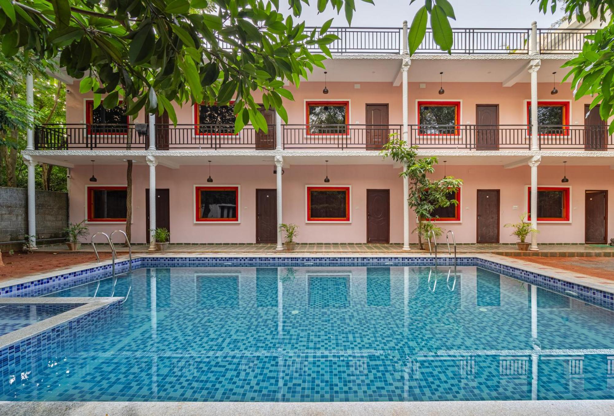Hotel De Jardin Pondicherry With Swimming Pool Exterior photo